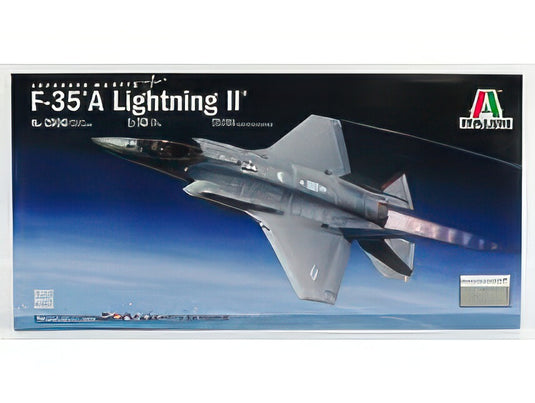 LOCKHEED MARTIN   F 35 AIRPLANE LIGHTING II MILITARY 2011   / モデルキット プラモデル / ITALERI 1/32 模型