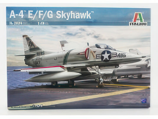 McDONNEL DOUGLAS   A 4 E/F/G/ SKYHAWK MILITARY AIRPLANE 1955   / モデルキット プラモデル / ITALERI 1/48 模型
