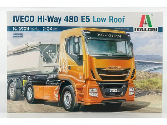 IVECO FIAT   STRALIS 480 EURO 6 HI WAY TRACTOR TRUCK 2 ASSI 2016   / モデルキット プラモデル / ITALERI 1/24 模型