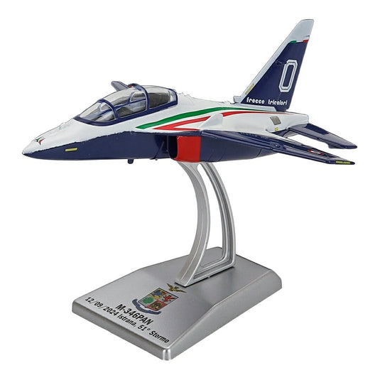 Aermacchi M-346A 飛行機