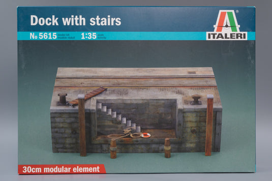Dock with stairs 組み立てプラモキット模型 /ITALERI 1/35