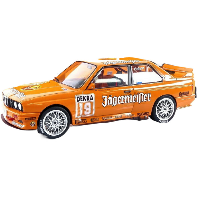 BMW M3 E30 DTM ニュルブルクリンク 1992/ IXO 1/18 模型