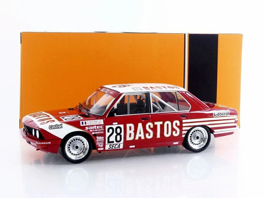 BMW 528i E28 24h Spa 1982 BMW スパ / IXO 1/18 ミニカー