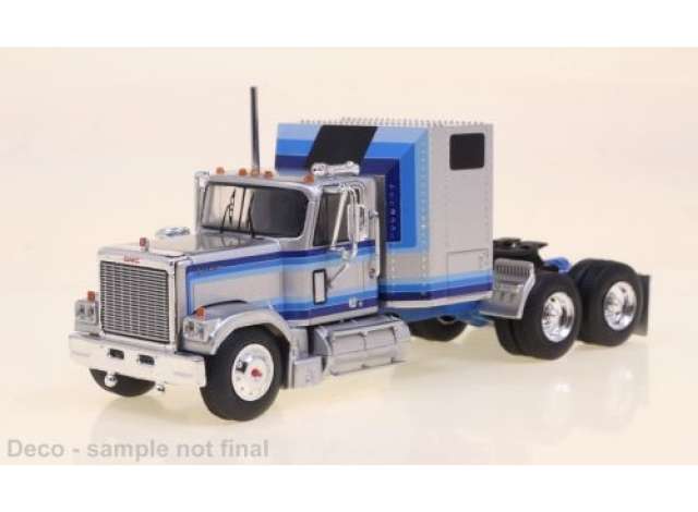 1980 GMC General シルバー/ブルートラック 模型　建設機械/ IXO1/64