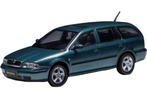 Skodaシュコダ Octavia 1U 1998 green ミニカー /IXO 1/43