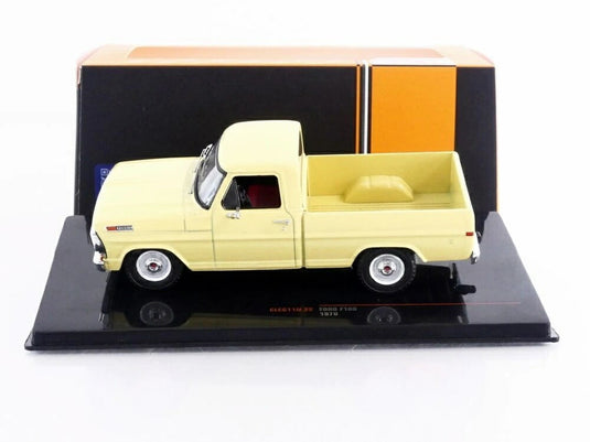 フォード F100 ピックアップ 1970 イエロー / IXO 1/43 ミニカー