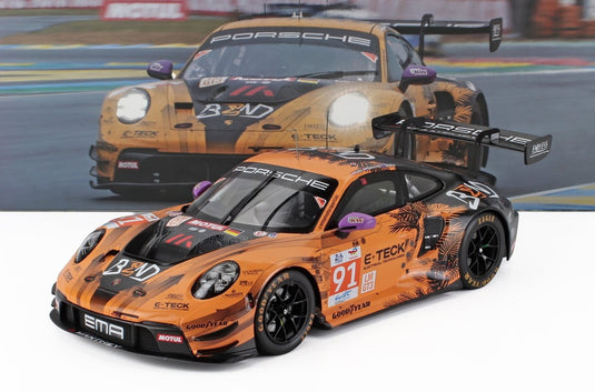 PORSCHE 911 992 GT3 R チームMANTHEY EMA N91 LMGT3クラス ウィナー ルマン24時間 2024 リチャード・リーツ モリス・シューリング ヤッサー・シャヒン イエローブラック / IXO 1/18 ミニカー