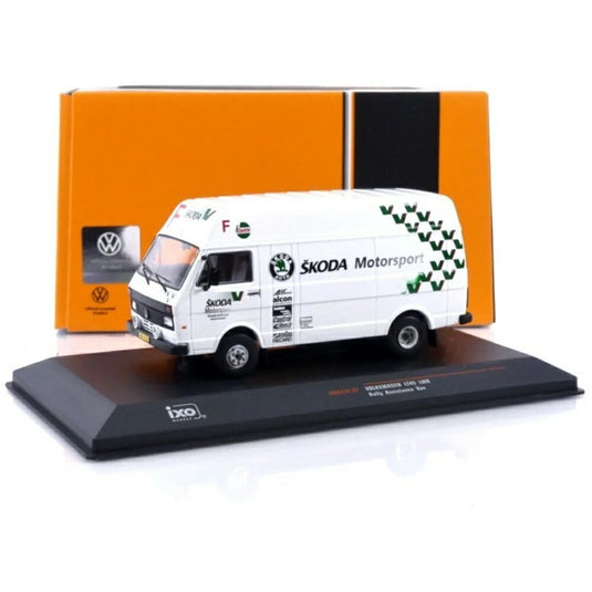 VOLKSWAGEN LT45 LWB Skoda Motorsport フォルクスワーゲン シュコダ / IXO 1/43 ミニカー