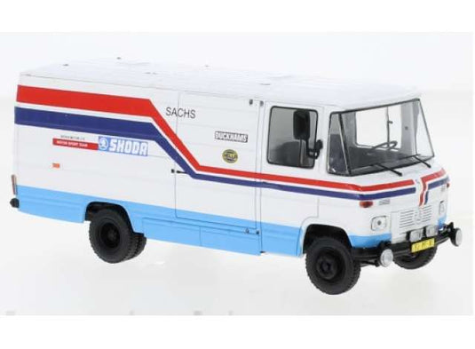 メルセデス 508D シュコダ ラリーチーム サービスカー ミニカー / IXO 1/43 ミニカー