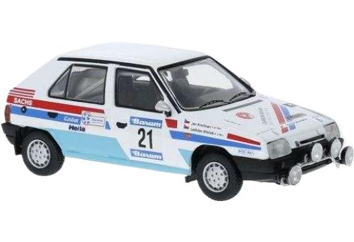 Barum ラリー Skoda Favorit 136L 1990 / IXO 1/43 ミニカー
