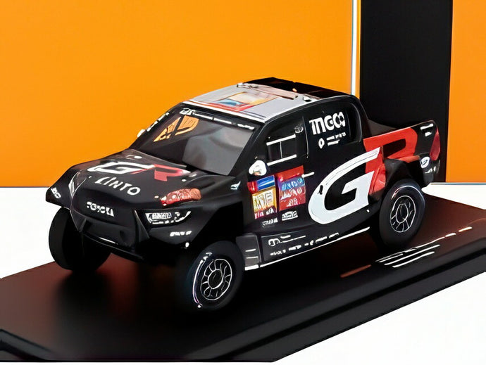 Toyota GR DKR Hilux Evo T1U No.209 Rally Dakar 2024 G. de Villiers D.Murphy/ IXO 1/43 ミニカー