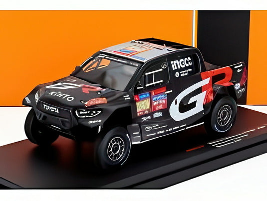 TOYOTA ハイラックス GR DKR EVO T1U ピックアップ チームガズーレーシング N243 ダカールラリー 2024 ブラックレッド/ IXO 1/43 ミニカー