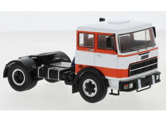 1980 Fiat 619 N1 ホワイトレッド/IXO 1/43ミニカー