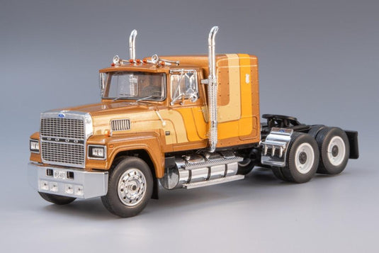 Ford LTL-9000 tractor truck 1978 /ブラウンメタリックデコレーション// IXO 1/43 ミニカー