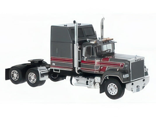 Mack Superliner Magnum 1985 グレー トラクタ / IXO 1/43 建設機械模型 工事車両