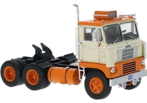 White 7400 1960 ベージュ IXOTR188.22 トラクタ / IXO 1/43 建設機械模型 工事車両