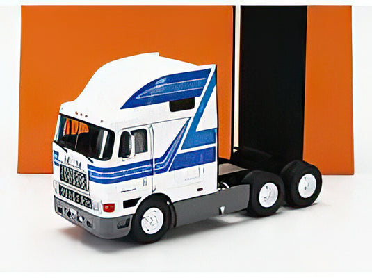 International Eagle Cabover 1995 トラクタ / IXO 1/43 建設機械模型 工事車両
