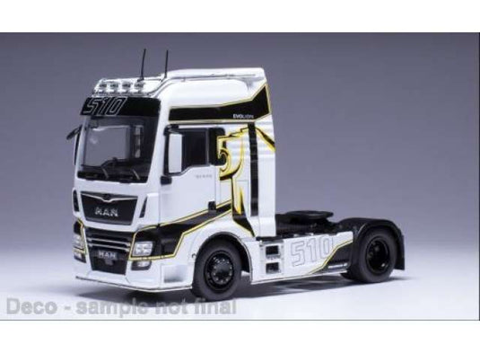 2020 MAN TGX XXL D 38 ホワイト トラクターヘッド ミニカー / IXO 1/43 ミニカー