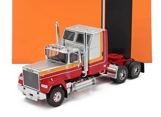 Mack Superliner Magnum 1985 レッド / IXO 1/43 ミニカー
