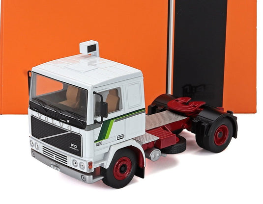 VOLVO F10 トラクター トラック 2軸 1983 ホワイト グリーン レッド / IXO 1/43 ミニカー
