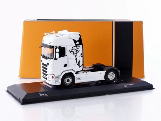 スカニア S500 2020 ホワイト / IXO 1/43 ミニカー