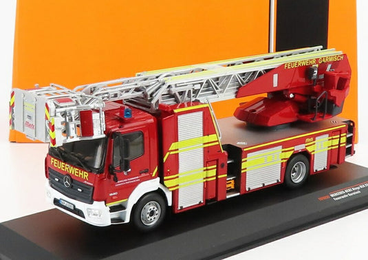 【予約】 Mercedes Benzメルセデスベンツ Ategoアテゴ DLK 23/12 Truckトラック Scala Cestello Feuerwehr 2018 レッドシルバーイ / IXO 1/43 ミニカー