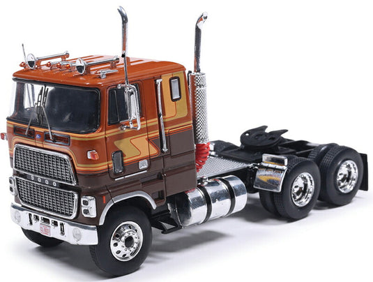 Fordフォード COE 9000 ブラウン/タンカラー トラック 働く車 模型 モデル / IXO 1/64 ミニカー 模型