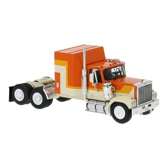 GMC General 1980 オレンジ/イエロー トラクター / IXO 1/43 ミニカー トラック模型