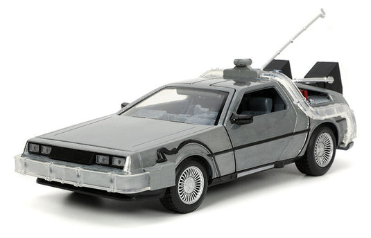 DeLorean Time Machine with Lights Back to the Fu / JADA 1/24 ミニカー 模型