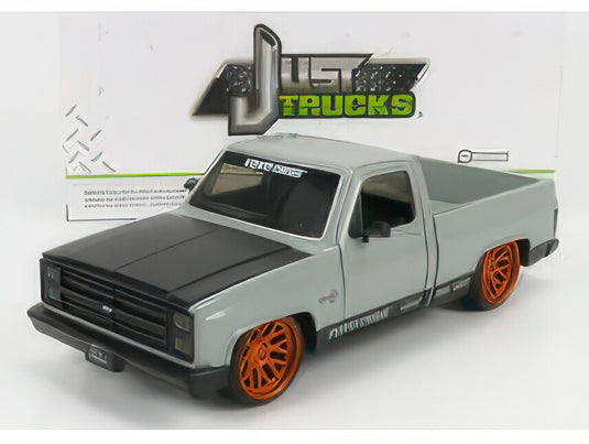 CHEVROLET C10 PICKUP TOYO TIRES 1985 MATT GREY BLACK/JADA 1/24ミニカー
