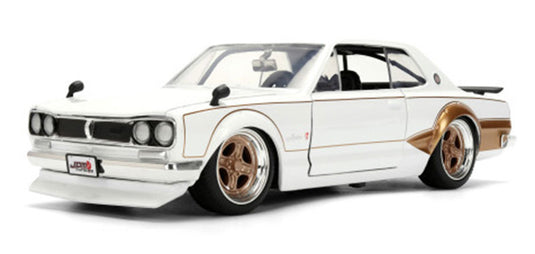 Nissan日産 Skyline 2000 GT-R 1971 White with Gold A / JADA 1/24 ミニカー 模型
