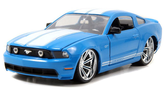 Ford Mustangフォード マスタング GT 2010 ブルーストライプ スポーツカー 模型 / JADA 1/24 ミニカー 模型