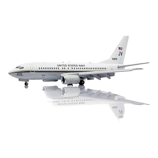 アメリカ海軍 U.S. Navy ボーイング C-40 クリッパー フラップダウン仕様 165829 / JC Wings 1/200 飛行機模型 ミリタリー