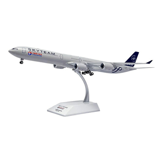 中国東方航空 China Eastern エアバス A340-600 B-6053 スカイチーム塗装 / JC Wings 1/200 飛行機模型 旅客機