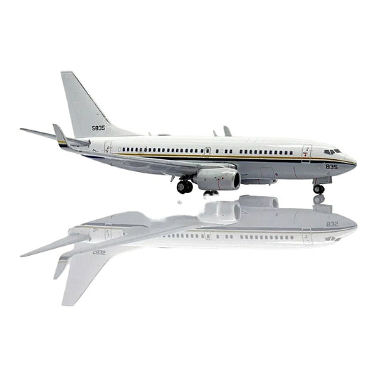 アメリカ海軍 US Navy ボーイング C-40 クリッパー 165835 / JC Wings 1/400 飛行機模型 ミリタリー