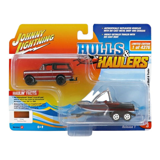 Internationalインターナショナル Scoutスカウト 1979 トレーラー＆ボート付 タヒチアンレッド / JOHNNY LIGHTNING 1/64 ミニカー