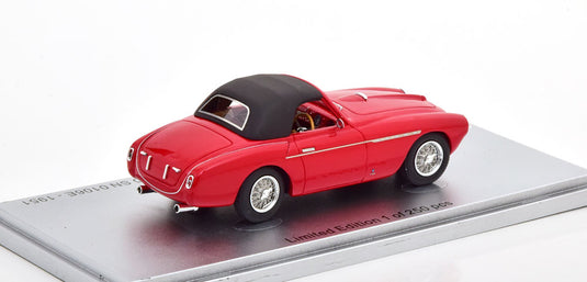 Ferrari 212 Export Vignale スパイダー (ルーフ閉) 1951 限定250個/ Kess-Model 1/43 ミニカー