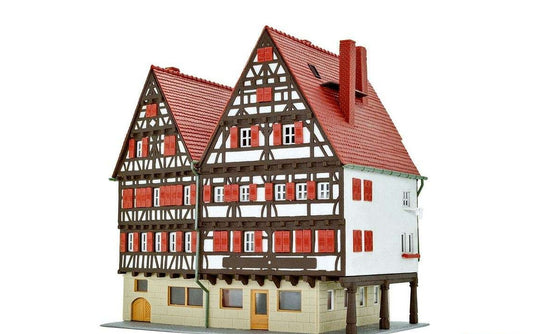 バートウーラッハの木骨造りの家 38909 / Kibri 1/87 建設機械模型 工事車両