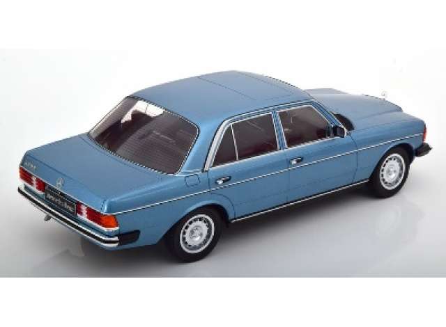 ギャラリービューアに画像をロードする, 1975 Mercedes Benz 230E W123, light blue metallic/KK-SCALE 1/18ミニカー
