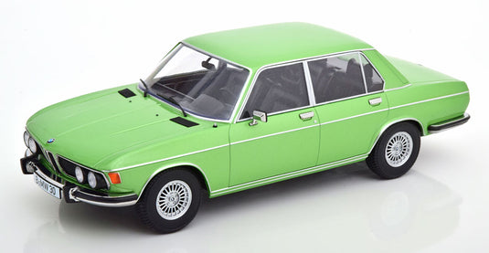 BMW 3.0 S E3 第2シリーズ 1971 限定500個 / KK-Scale 1/18 ミニカー