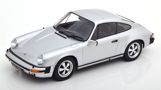 Porsche 911カレラ3.0クーペ 1977/ KK-Scale 1/18 ミニカー