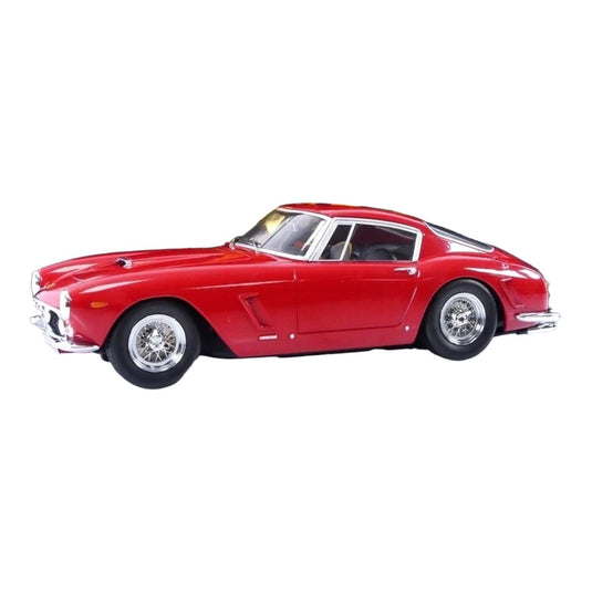 フェラーリ 250 SWB パッソ・コルト 1961 レッド / KK Scale 1/18 ミニカー