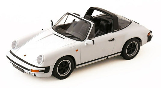 【予約】8-10月以降発売予定PORSCHE 911 SC TARGA 1983 ホワイト / KK-SCALE 1/18 ミニカー