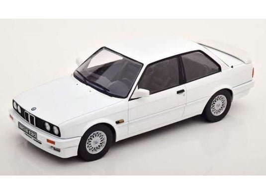 1989 BMW 320iS E30 イタロ M3 ホワイトミニカー/ KK - Scale1/18