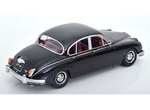 ギャラリービューアに画像をロードする, 1962 Daimler 250 V6 LHD, black with darkred interieur/KK-SCALE 1/18ミニカー
