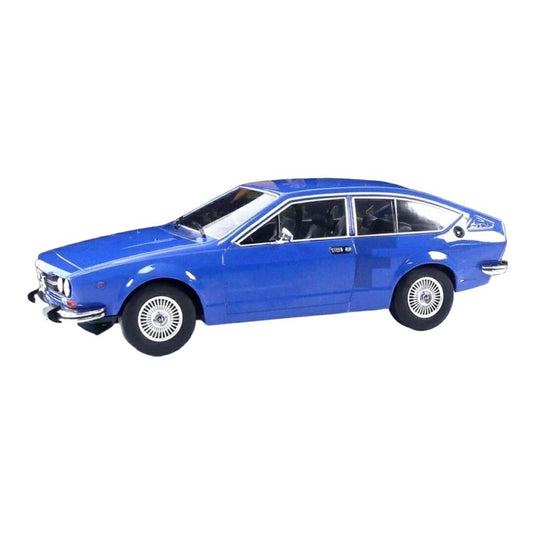 【予約】 アルファロメオ アルフェッタ 2000 GTV 1976 ブルー / KK Scale 1/18 ミニカー