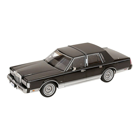 【予約】2027年発売予定 Lincolnリンカーン Town Carタウンカー 1985 ブラック 限定版 映画リンカーン弁護士劇中車仕様 / KK-SCALE 1/18 ミニカー