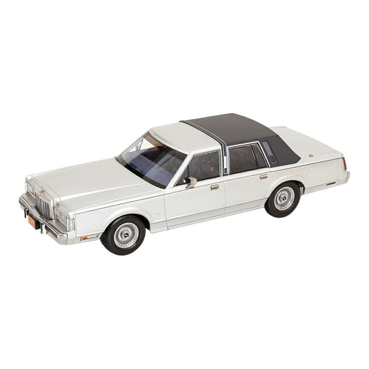 【予約】2027年発売予定 Lincolnリンカーン Town Carタウンカー 1985 シルバー 限定生産・映画AIRの劇中車仕様 / KK-SCALE 1/18 ミニカー