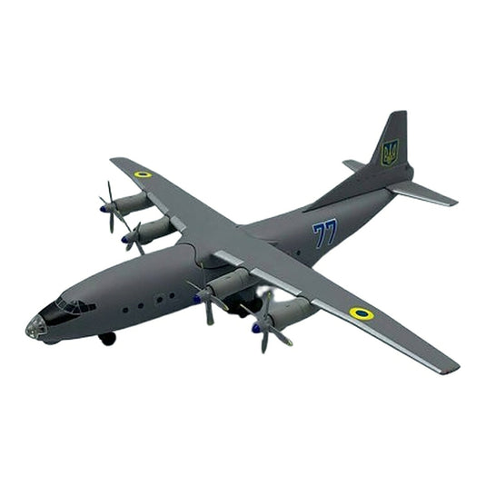 ウクライナ空軍 Ukraine Air Force アントノフ An-12 / KUM Models 1/200 飛行機模型 ミリタリー