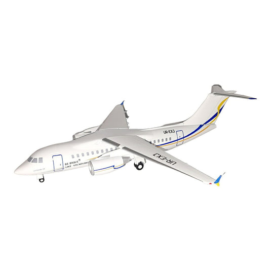 アントノフ航空 Antonov Airlines アントノフ An-158 / KUM Models 1/200 飛行機模型 旅客機